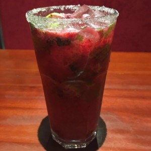 Mojito de mora sin alcohol