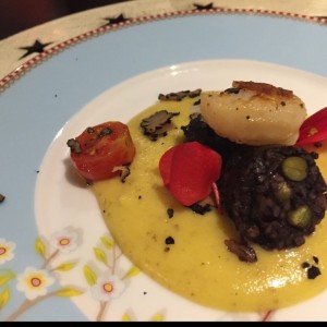 Crema de papa, morcilla y vieiras