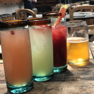 Limonadas de habano, agua de rosas y jugo de Sandia 