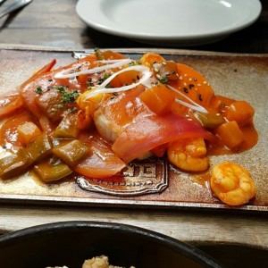 pescado estilo nikkei
