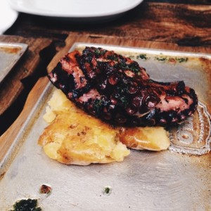 Pulpo a la parrilla 