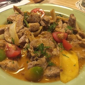 Curry de cerdo