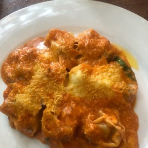 cappeletti prosciuto e funghi