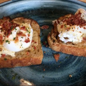Huevos benedictinos