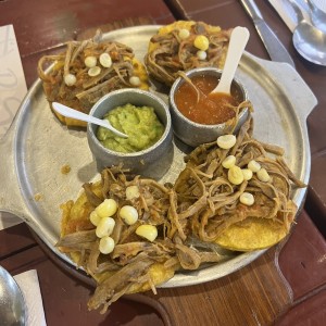 Patacones con Ropa Vieja - Entrada