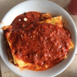 Lasagna mixta (carne y pollo)