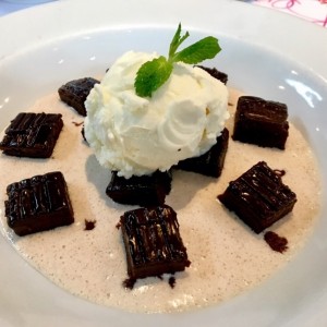 Brownie con Helado