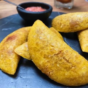 Empanadas de brazo de cerdo