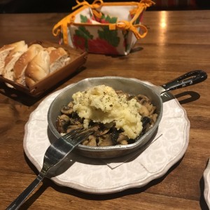 Champiñones a la Gallega