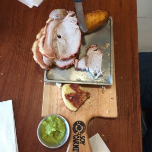 lomo con chicharron