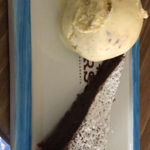 Bola de helado creme brulee y brownie
