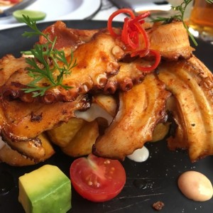 Pulpo a la parrilla