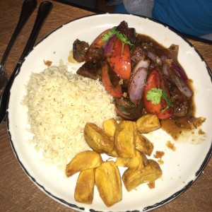 lomo saltado