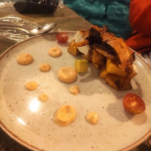 Pulpo Anticuchero (lo partieron en dos platos diferentes para compartir)