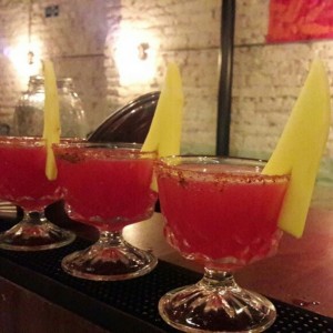 pinche rojo Tequila 100% agave