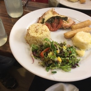 pechuga de pollo caprese