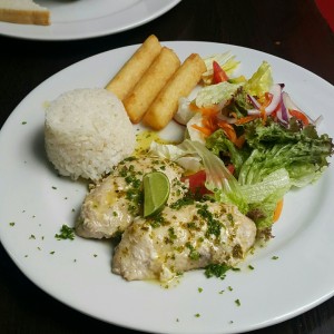 Robalo a la meniere