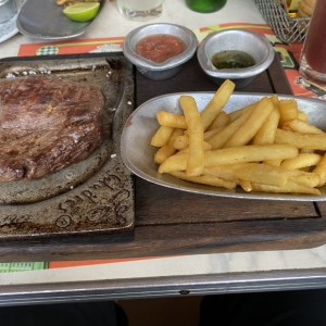Lomo con papas