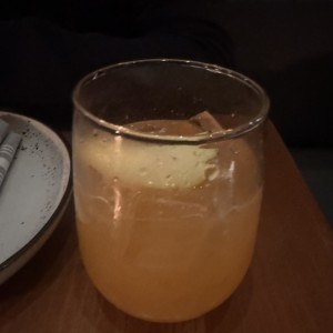 Sake spritz