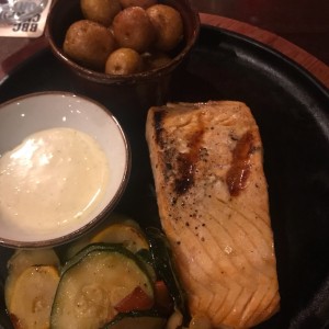 Salmon a la parrilla