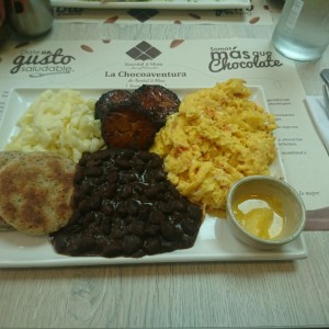 plato criollo