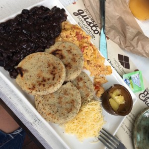 Plato Criollo