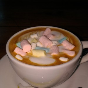 capucchino de la casa, con marsmellow
