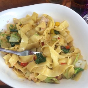 tagliatelle de pollo picante 