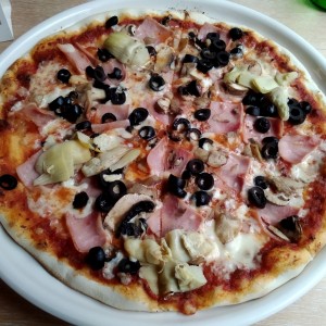 Pizza Capricciosa