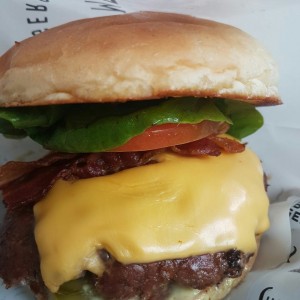 hamburguesa con tocineta