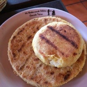 Arepas: Santandereana y boyacense