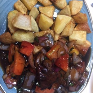 Lomo saltado
