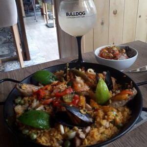 Fuertes - Paella Mixta para compartir
