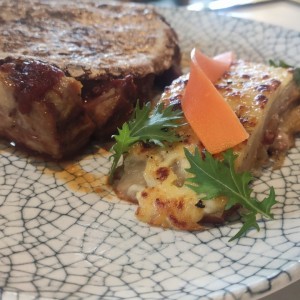 Costillas de cerdo a la roca 