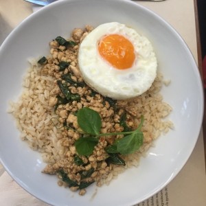 Stir fry albahaca thai