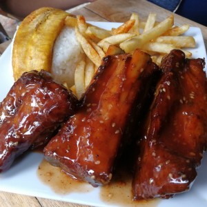 costillas cerdo BBQ