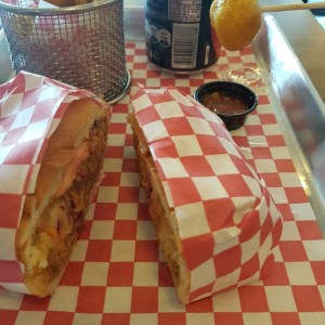 pulled pork sandwich 