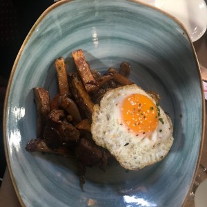 Lomo saltado