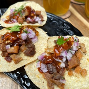 tacos de chicharron