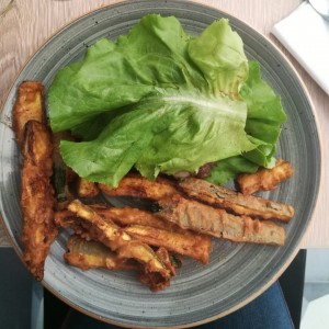 Lado B de la Hache en lechuga y Zuchini