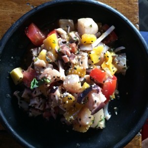 Ceviche con mango