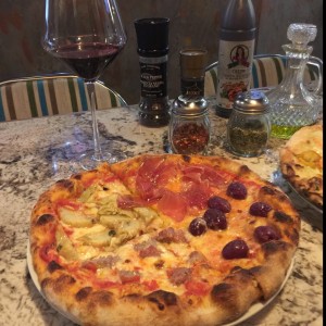 pizza cuatro estaciones