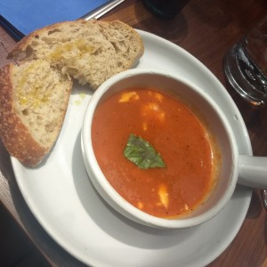 sopa de tomate