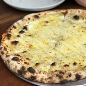 pizza queso y miel