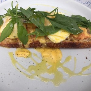 Eggs Benedict