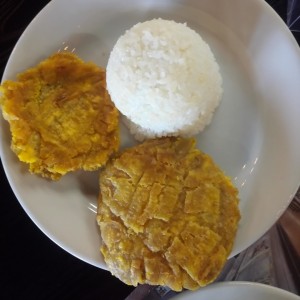 patacones y arroz ?