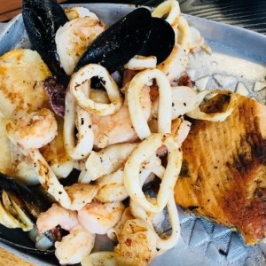 Parrila de Mariscos