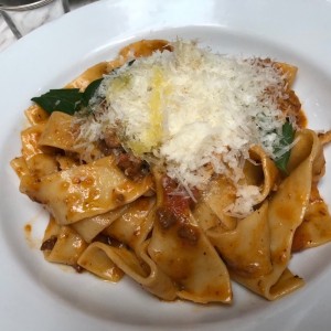 Pappadelle Bolognese