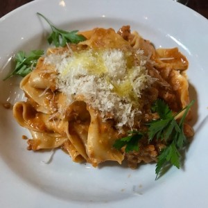 parpadelle bolognese