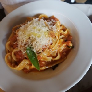 fettuccine pomodoro